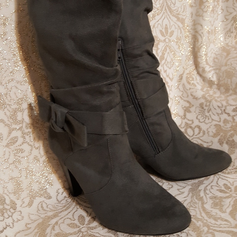 APT9 Microfiber textured boots